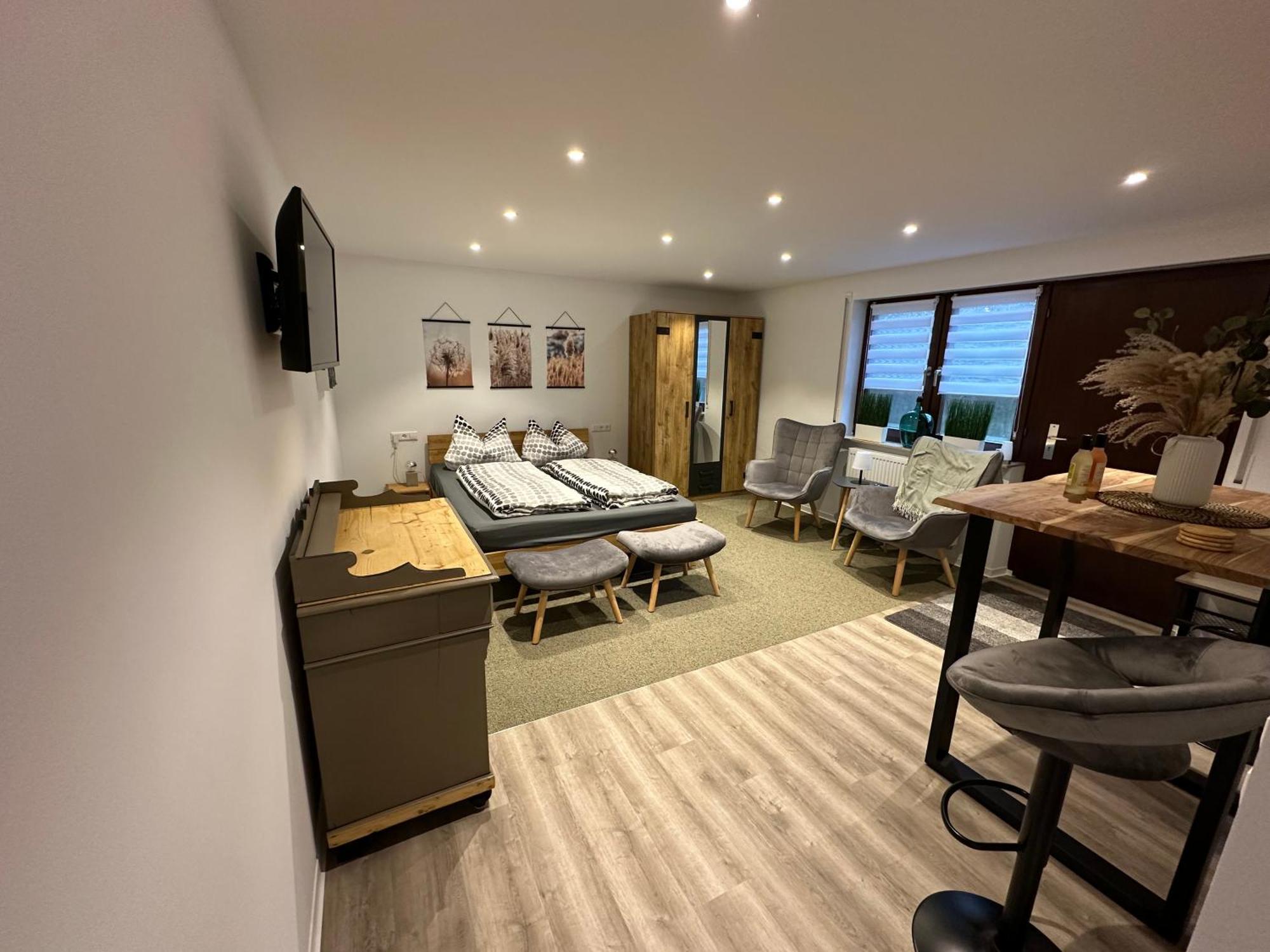 Neckarsulm Ruhige Wohnung Am Feldrand Exterior foto