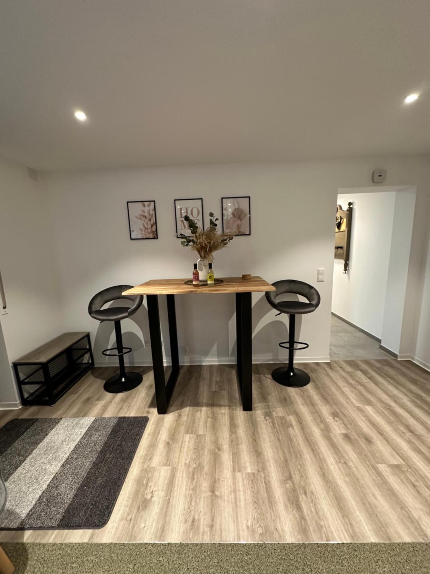 Neckarsulm Ruhige Wohnung Am Feldrand Exterior foto